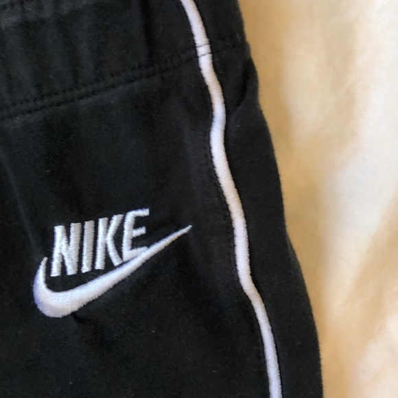 Nike Leggings! - Picture 2 of 3